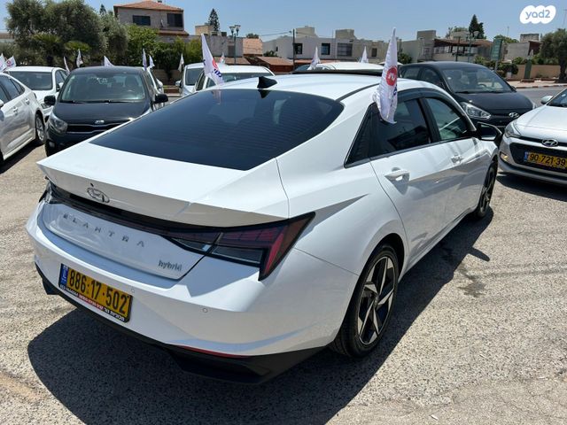 יונדאי אלנטרה