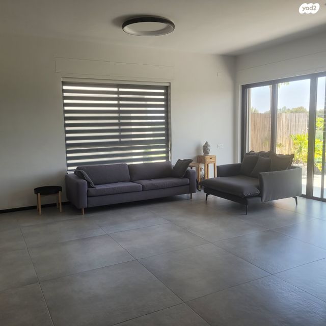 דופלקס, יער להב 21, שכונה 11, תל מונד