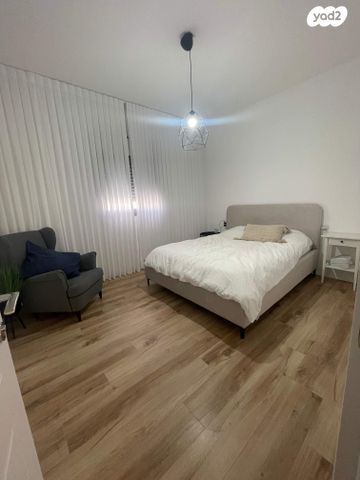 דירת גן, השופטים 14, מרכז העיר, קרית אתא