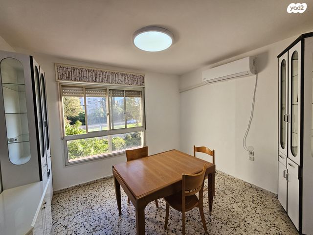 אשכולות 22