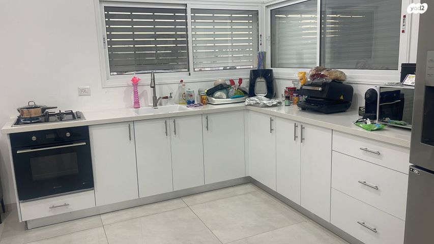 חטיבת גולני 12