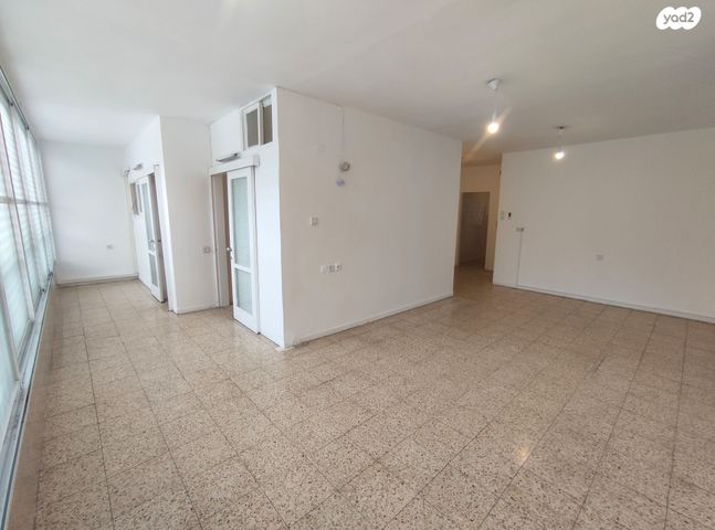 הרב אברהם יצחק הכהן קוק 50