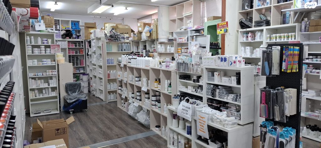 חנויות/ שטח מסחרי, היצירה 1, אזור תעשיה ראש העין, ראש העין