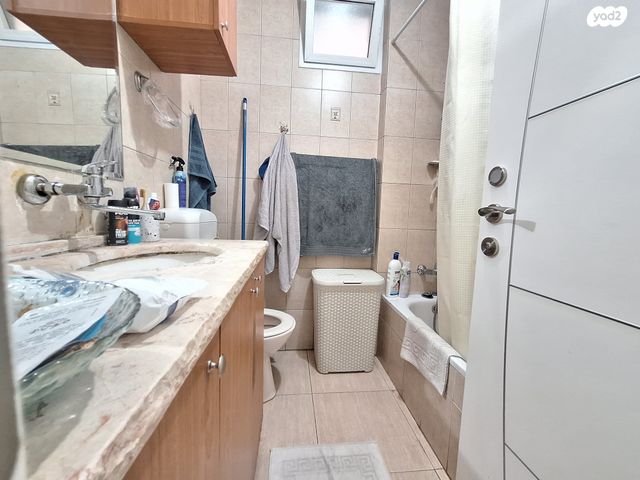 דירה, יאשיהו, לבאות, ערד