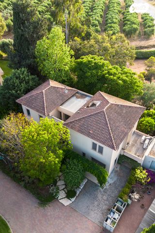 בית פרטי/ קוטג', הברוש, שדה ורבורג