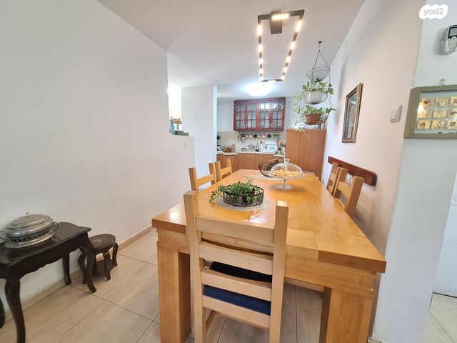 דירה, יאשיהו, לבאות, ערד