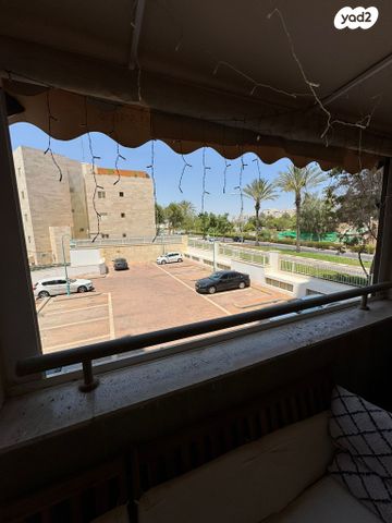 דירה, שדרות יוהנה ז'בוטינסקי, נווה זאב, נאות אילן, באר שבע