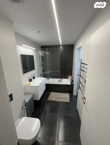 דירה, הקוממיות 14, דרום חדש, פארק הים, בת ים