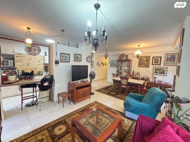 דירת גן, אנה פרנק, מרכז, כפר סבא