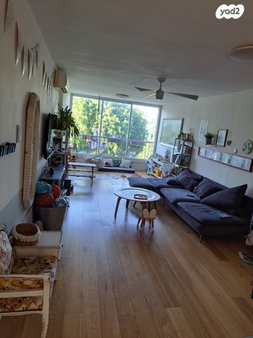 גני צהלה, רמות צהלה