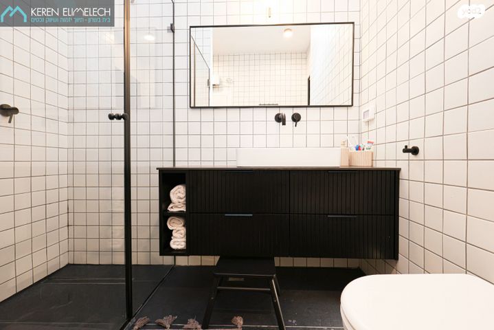 דירת גן, תל מונד