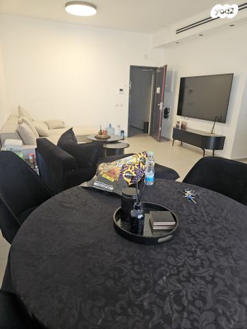 דירת גן, מניה שוחט, אור יהודה