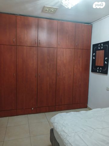 בית פרטי/ קוטג', משעול האיריס, הפרחים, קרית גת