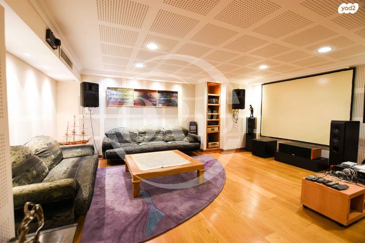 דו משפחתי, אלון, רמת השרון