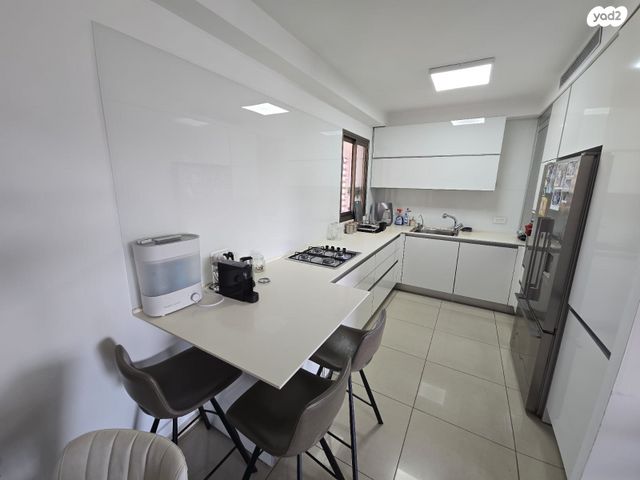 דירה, הדס, קרית אילון, חולון