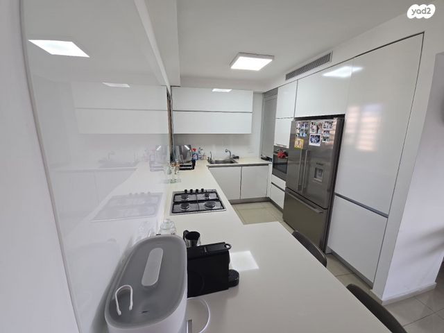 דירה, הדס, קרית אילון, חולון