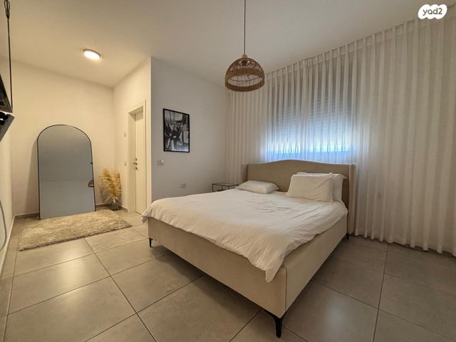 דירה, אלון, בית דגן, בית דגן