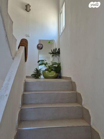 בניין מגורים, חיפה