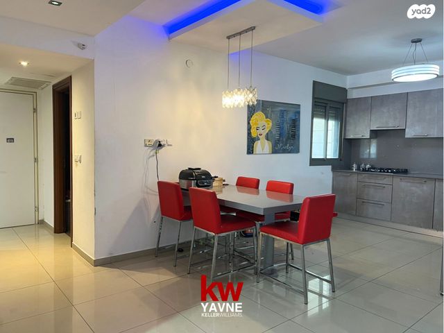 דירה, הדוגית, נאות רבין, יבנה