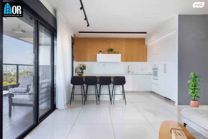 דירה, אודם, צמרות המושבה, באר יעקב