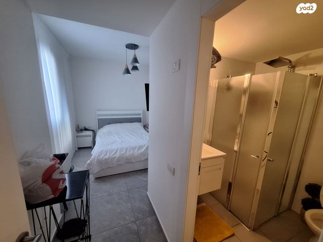 דירה, הרב ניסנבאום 37, בת ים