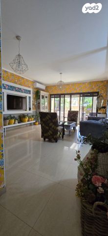 בית פרטי/ קוטג', כנפי נשרים, נווה דקלים, אשקלון