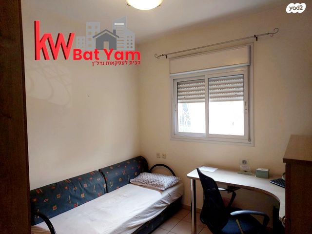 דירה, הרב מיימון 21, באבוב, בת ים