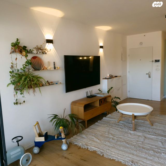 דירה, יסוד המעלה, שאר העיר, הוד השרון