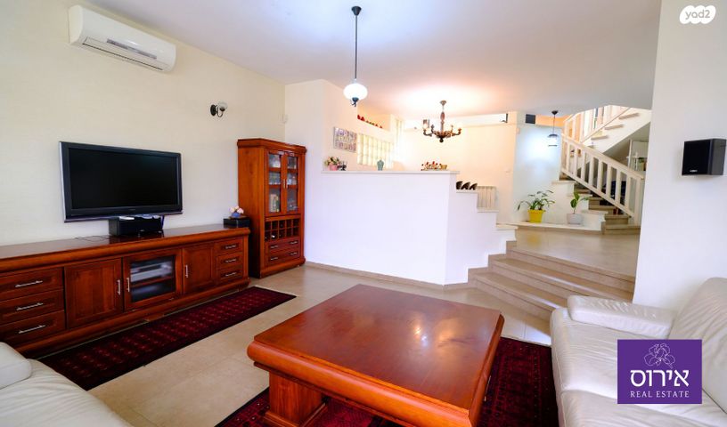 בית פרטי/ קוטג', כפר ורדים