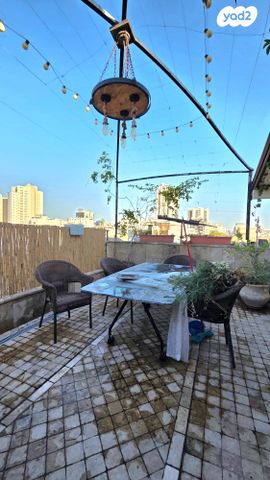 דירה, הנרייטה סאלד, אברמוביץ', ראשון לציון