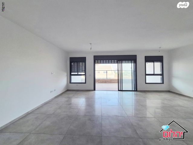 דופלקס, כפר סבא הירוקה, כפר סבא