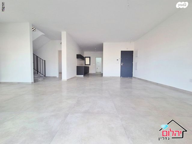 דופלקס, כפר סבא הירוקה, כפר סבא