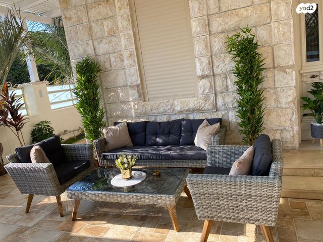 דו משפחתי, אנגל, נווה דוד, רמלה