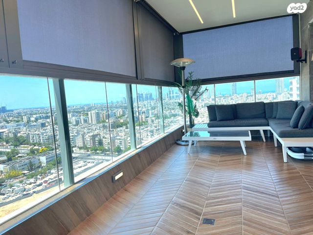 גג/ פנטהאוז, צבי תדמור, ח-501, חולון