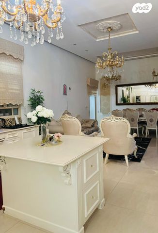 דו משפחתי, אנגל, נווה דוד, רמלה