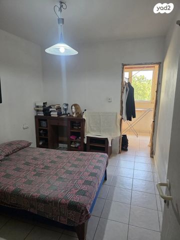 דירה, שכונה ותיקה - מרכז העיר, מעלות תרשיחא