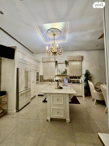 דו משפחתי, אנגל, נווה דוד, רמלה