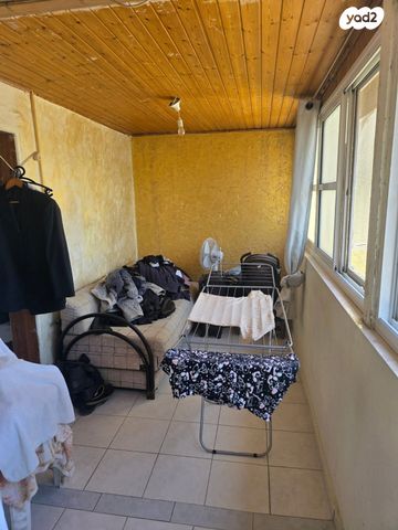 דירה, שכונה ותיקה - מרכז העיר, מעלות תרשיחא