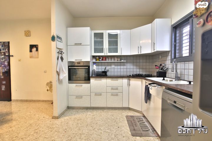 דירה, דבורה, מוצקין הותיקה, קרית מוצקין