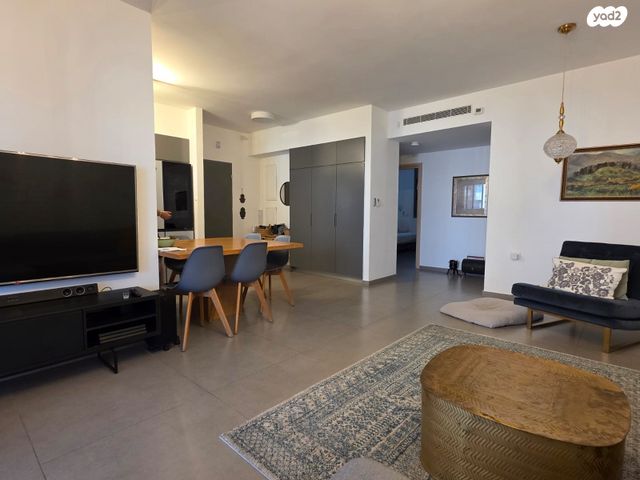 דירה, הציפורים, מודיעין מכבים רעות