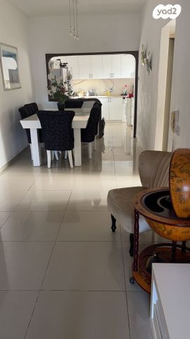 דירה, שמריהו לוין, אברמוביץ', ראשון לציון