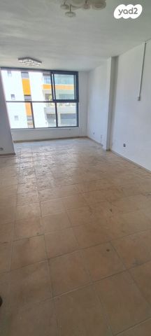 דירה, זאב ברנדה, המרכז השקט / מרכז העיר, פתח תקווה