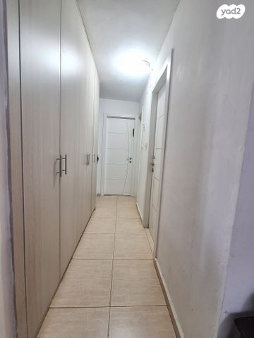 דירה, יאשיהו, לבאות, ערד