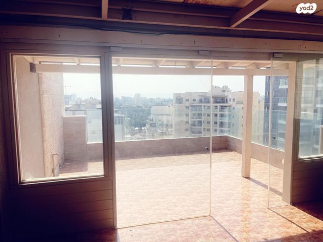 גג/ פנטהאוז, מוטה גור 10, גן מוטה גור, עכו