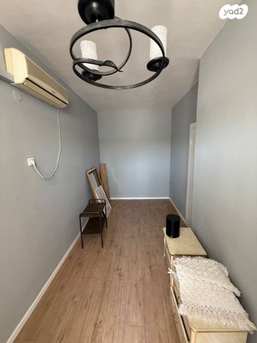 דירה, מוהליבר, רמב"ם, ראשון לציון