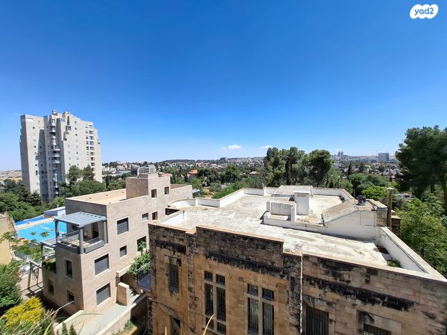 דירה, מרדכי צבי מנה, טלביה, קוממיות, ירושלים