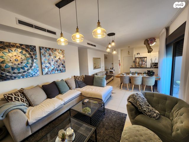 גג/ פנטהאוז, סנסן, צור הדסה