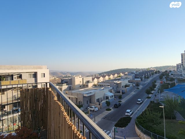 גג/ פנטהאוז, סנסן, צור הדסה