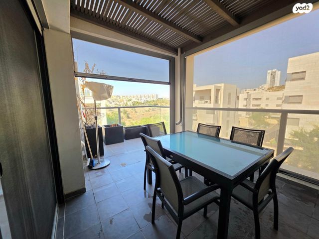 דירה, הציפורים, מודיעין מכבים רעות