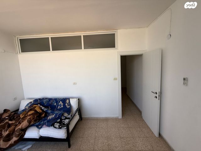 דירה, מוהליבר, רמב"ם, ראשון לציון